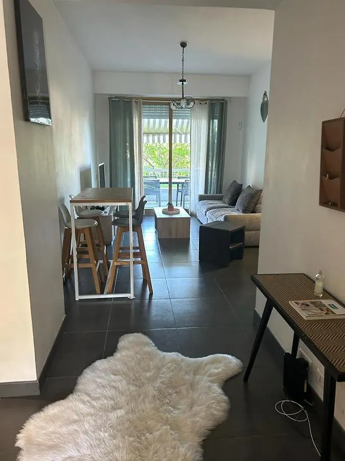 Bel Appartement Proche De La Mer Nice 0*,
